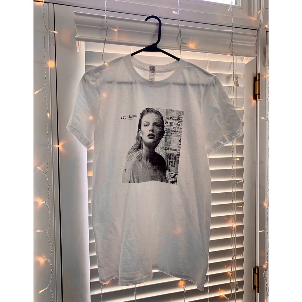 Taylor Swift White Tee Reputation Cover